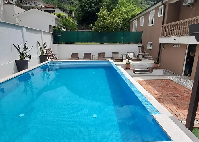 Villa Nikola
